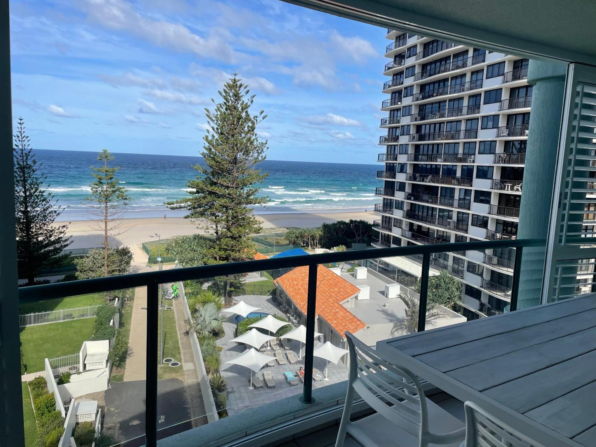 Emerald Sands Holiday Apartments Surfers Paradise Eksteriør bilde